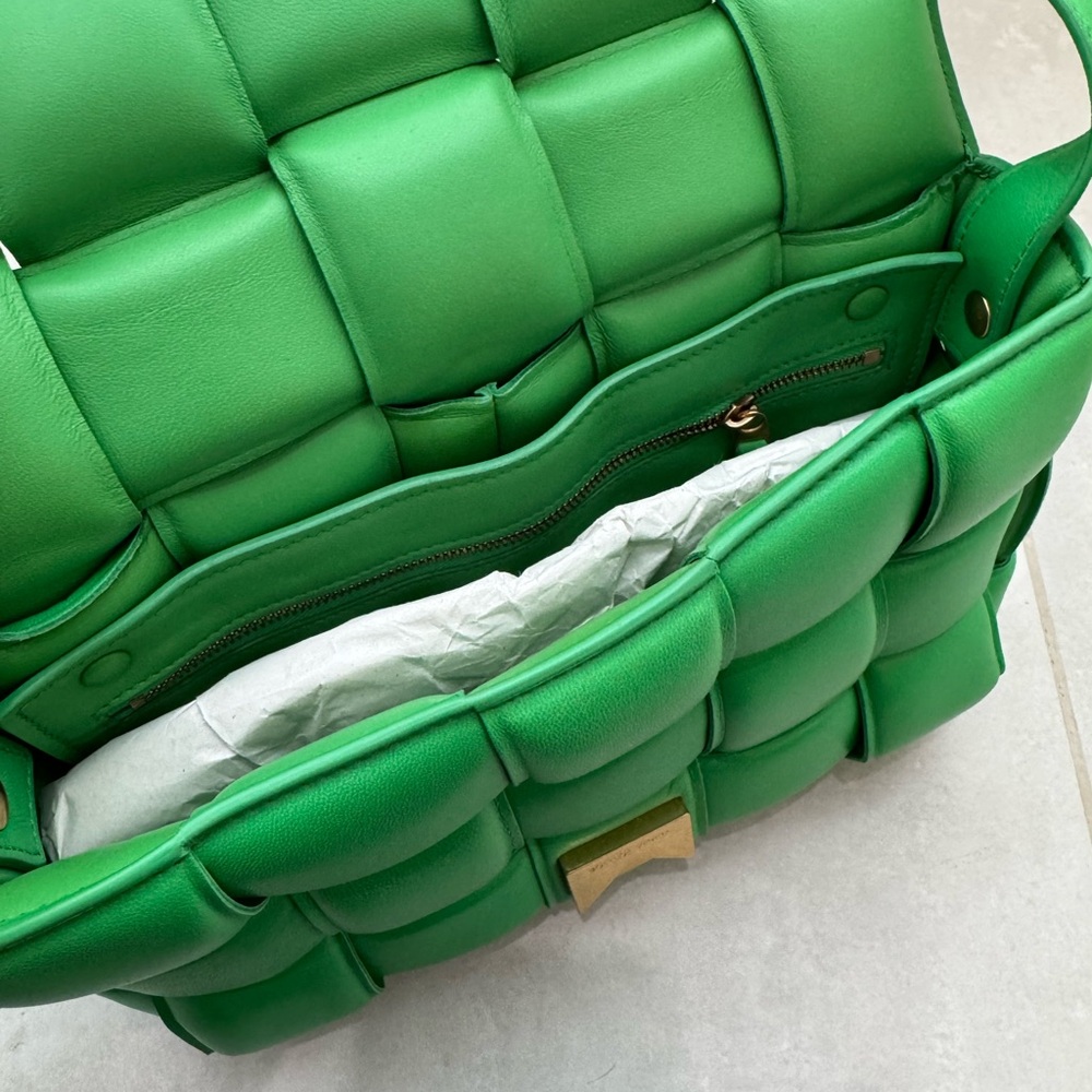Bottega Veneta Borba Intreccio Napa: Grass green/ gold - Picture 10 of 13